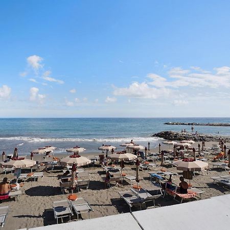 Casa di Ali Apartment Imperia Bagian luar foto