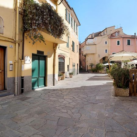 Casa di Ali Apartment Imperia Bagian luar foto